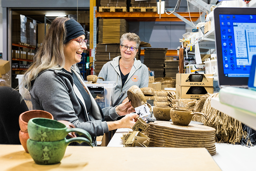 kupilka, tuotekuvaaja joensuu, yrityskuvaaja joensuu, Kim Väisänen, business joensuu, sijoittaminen, sijoittaja, potrettikuvaaja Joensuu, mainoskuvaaja joensuu, Henkilökuvaaja Joensuu, yrityskuvaaja Joensuu, Jarno Artika, portrait photography