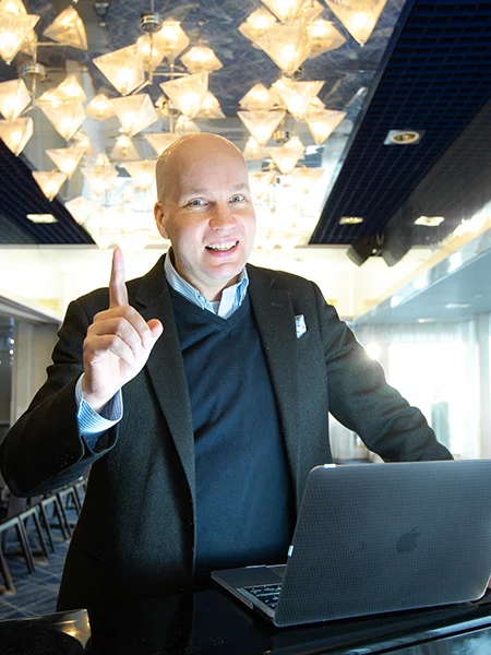 Kim Väisänen, business joensuu, sijoittaminen, sijoittaja, potrettikuvaaja Joensuu, Henkilökuvaaja Joensuu, yrityskuvaaja Joensuu, Jarno Artika